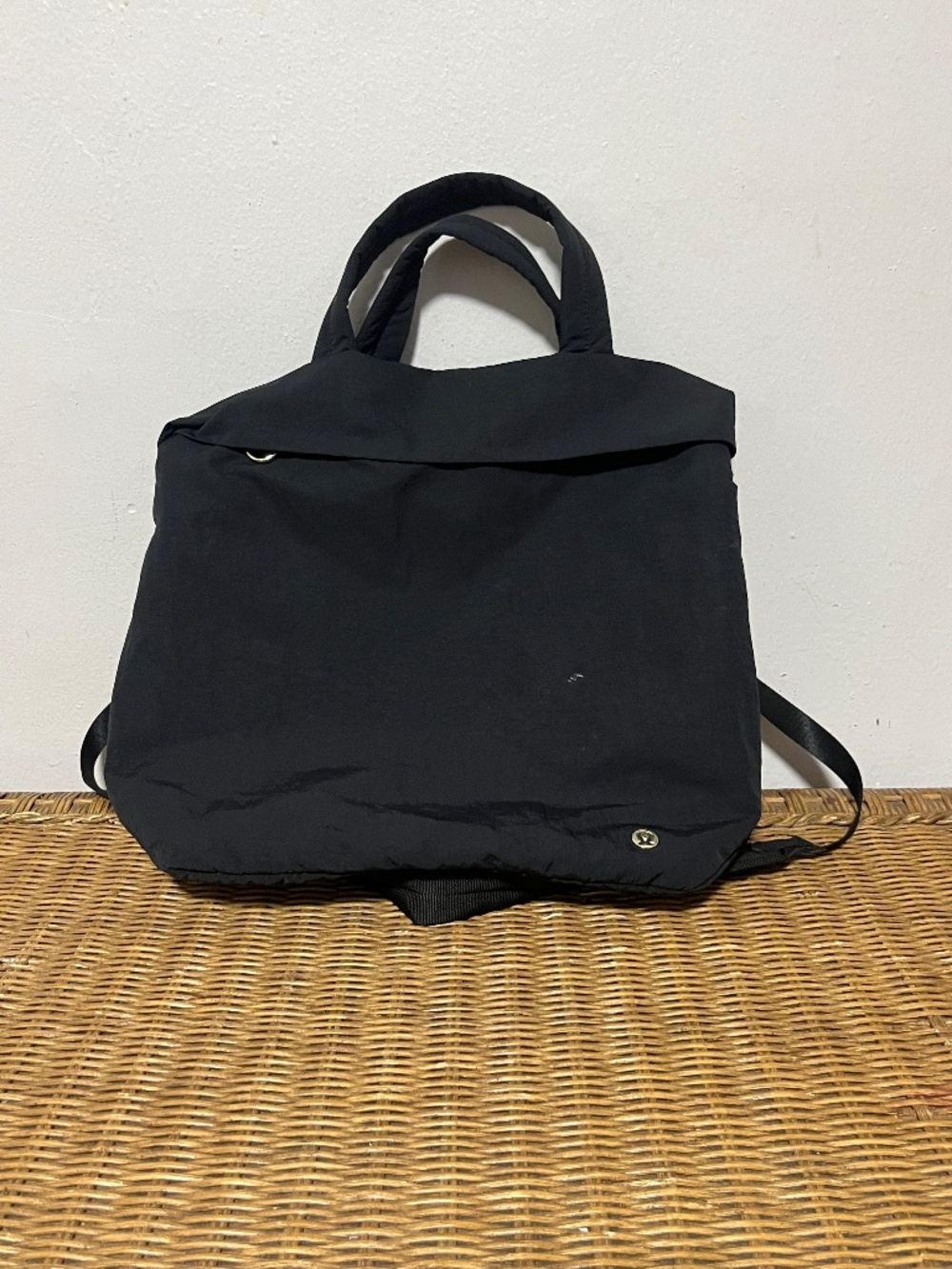 Lululemon On My Level Bag. Sz. 20L